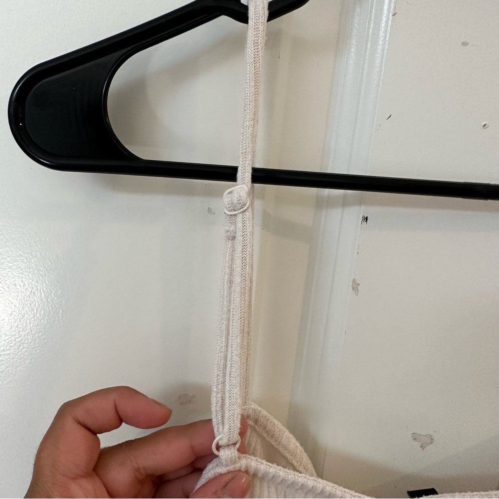 XL Express Cream Ribbed Tank - Picture 6 of 7